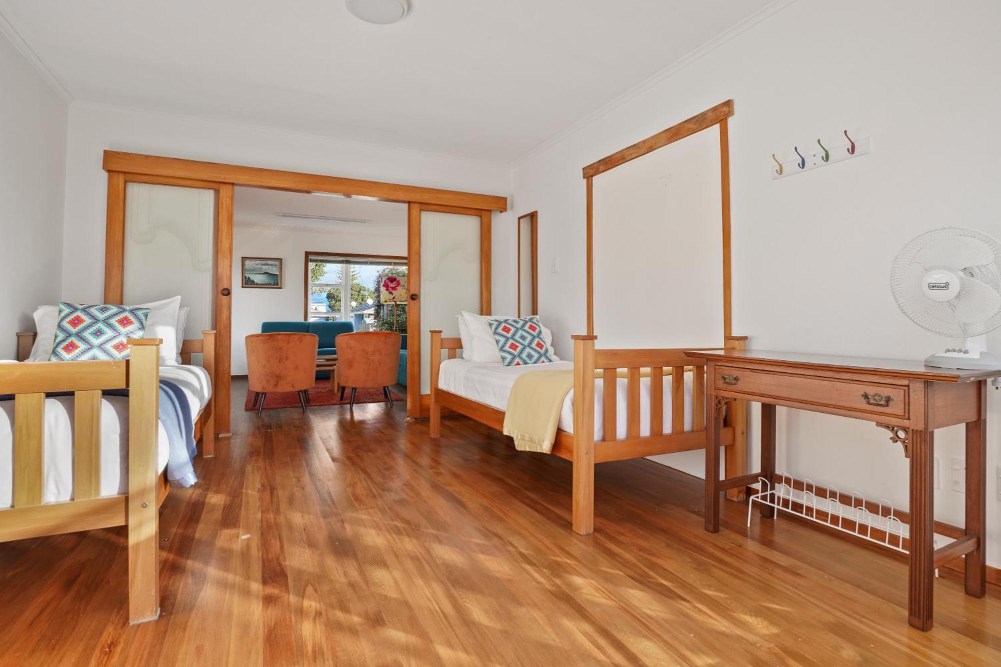 Orewa Kiwi Cabins Szoba fotó
